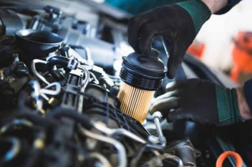 Ciri-ciri Tanda Filter Bensin Mobil Harus Diganti