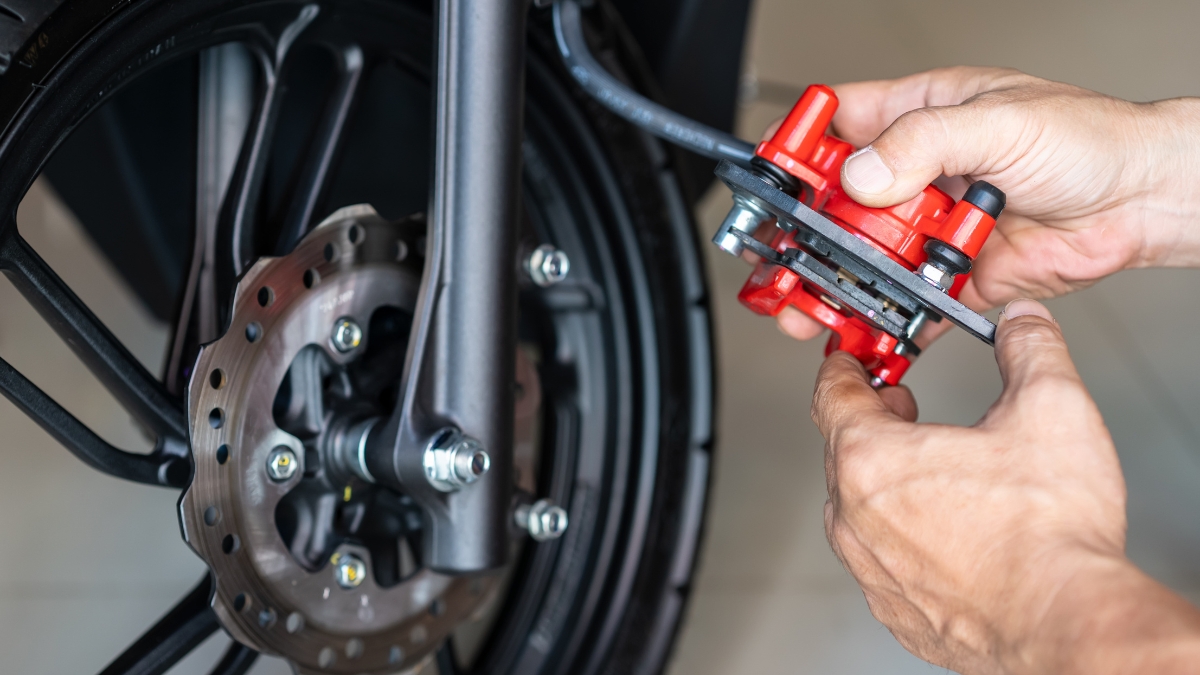 Ciri-Ciri Kampas Rem Motor Aus