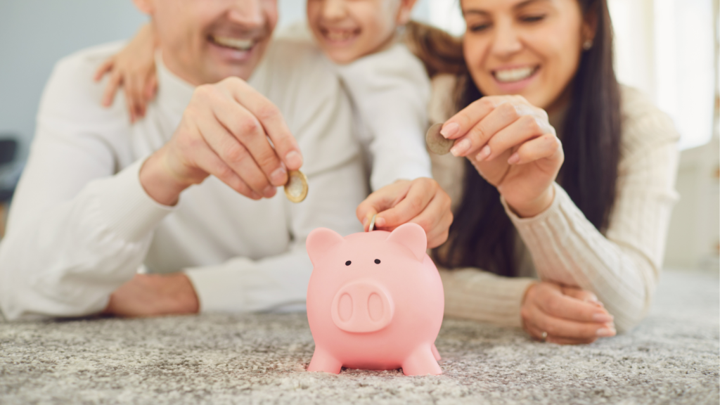 Mengajar Anak Menabung Uang Sejak Dini