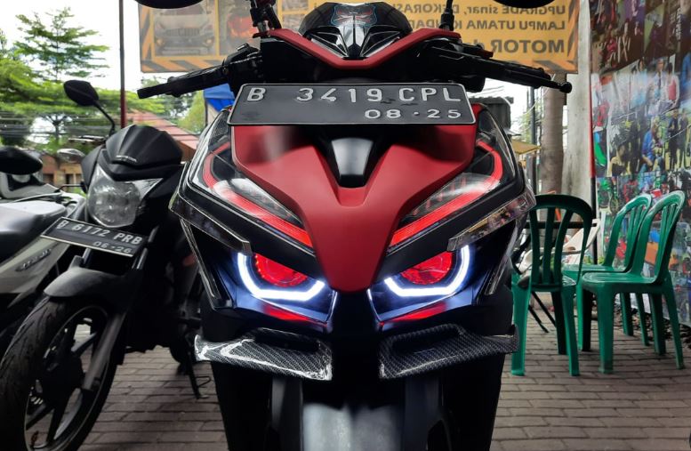 Modifikasi Lampu Motor LED