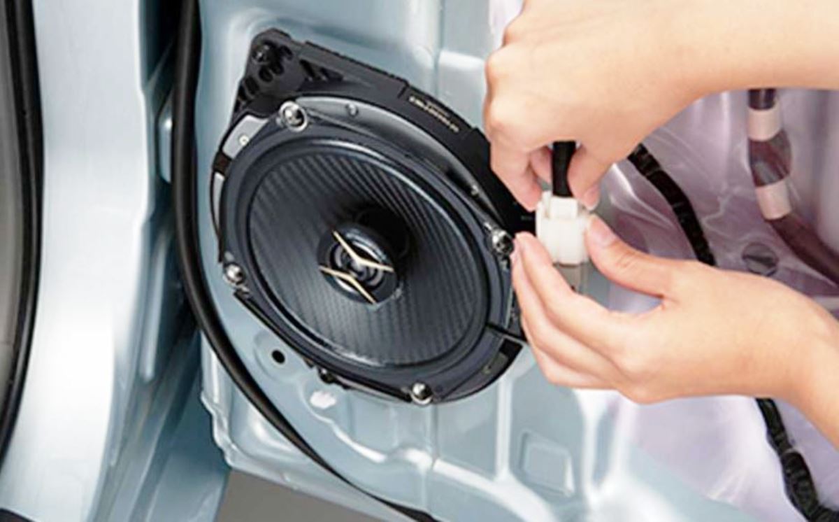 Penyebab Speaker Pintu Mobil Cepat Pecah