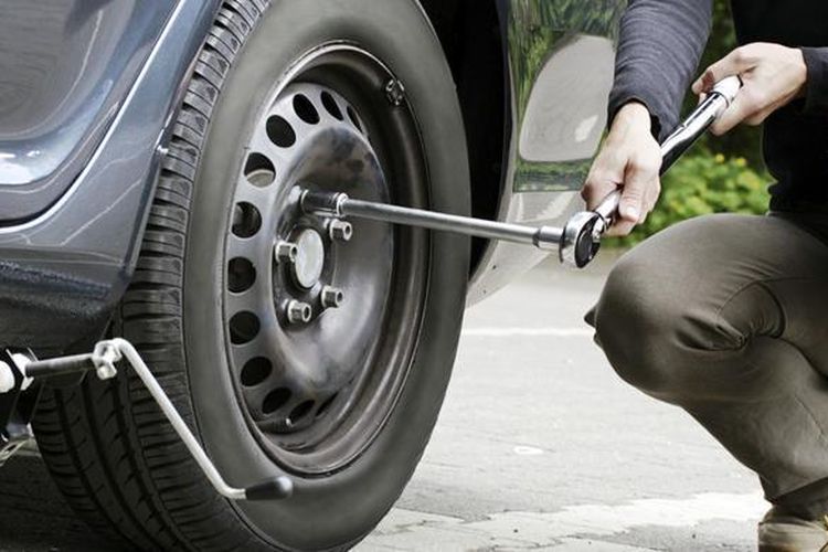 Tips Menjaga Kondisi Ban Serep Agar Tidak Kempes
